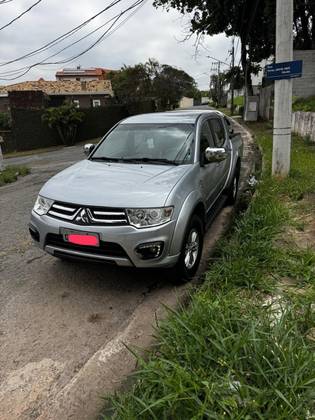MITSUBISHI L200 TRITON 3.5 HPE 4X4 CD V6 24V FLEX 4P AUTOMÁTICO MITSUBISHI L200 TRITON 3.5 HPE 4X4 CD V6 24V FLEX 4P AUTOMÁTICO